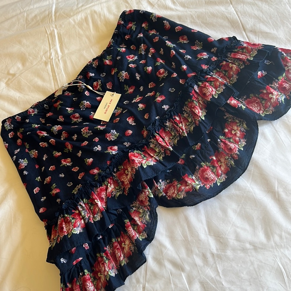 MAX STUDIO LONDON Skirt XL NWT Blue with flowers